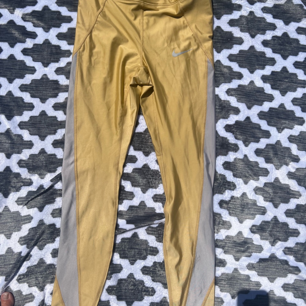 Nike zapped tight fit running pants